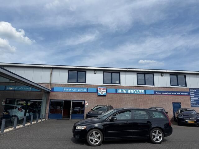 Zwart Gebruikt 2010 Volvo V50 Stationwagen | € 2.750 (Eerlijke prijs) - Afbeelding 1/4