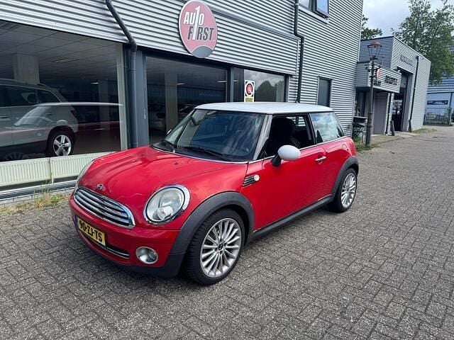 Rood Gebruikt 2008 Mini Cooper Pepper Hatchback | € 2.295 (Super prijs) - Afbeelding 1/4