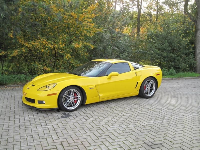 Geel Gebruikt 2006 Chevrolet Corvette C6 Coupé | € 53.500 - Afbeelding 1/4