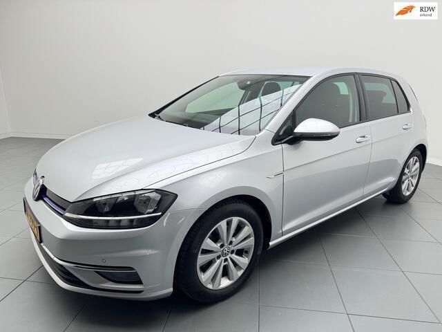 Grijs Gebruikt 2019 VW Golf VII Comfortline Hatchback | € 13.950 (Goede deal) - Afbeelding 1/4
