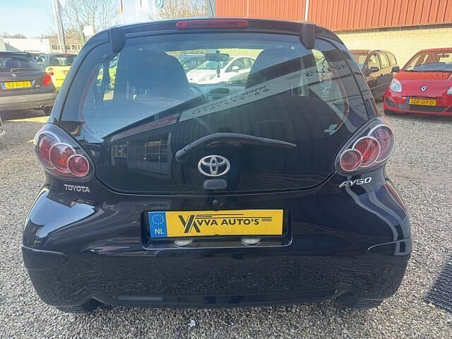 Occasion Toyota Aygo 68 PK (50 kW) 2009 Zwart Hatchback