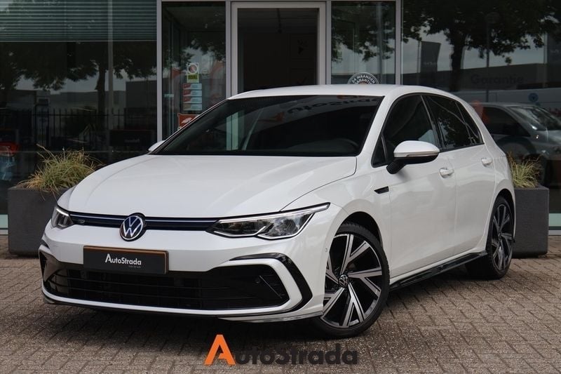 Wit Gebruikt 2021 VW Golf VIII R-line Hatchback | € 21.900 (Eerlijke prijs) - Afbeelding 1/4