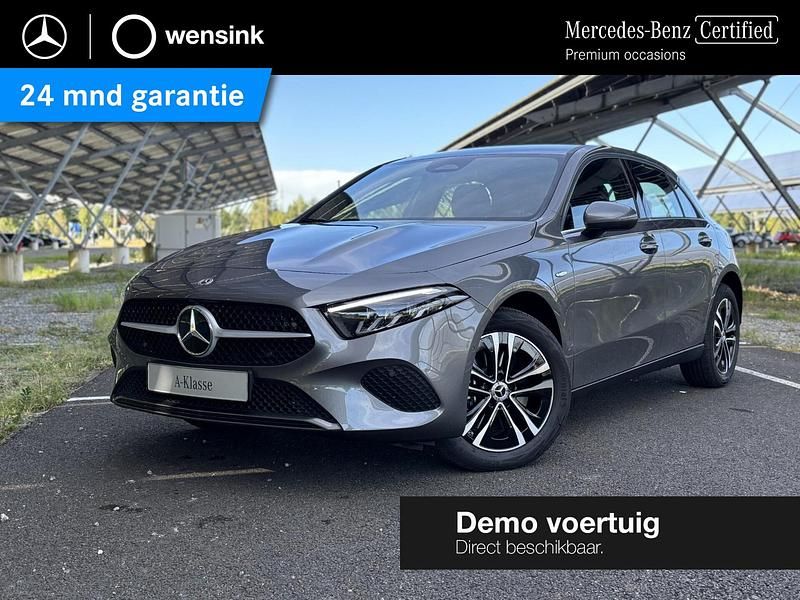 Occasion Mercedes A250 Business 218 PK (160 kW) 2025 Grijs Hatchback