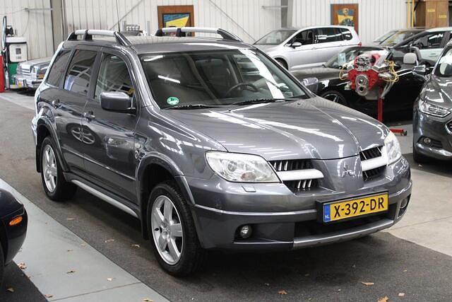 Occasion Mitsubishi Outlander 161 PK (118 kW) 2006 Grijs SUV