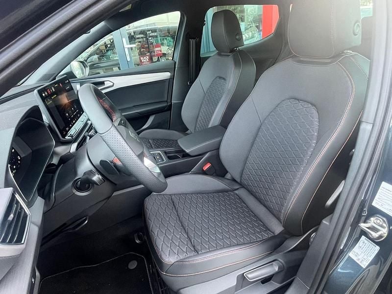 Occasion Seat Leon Business 150 PK (110 kW) 2025 Grijs Hatchback