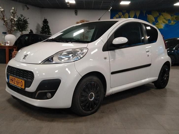 Gebruikt 2013 Peugeot 107 Hatchback | € 3.750 (Goede deal) - Afbeelding 1/4