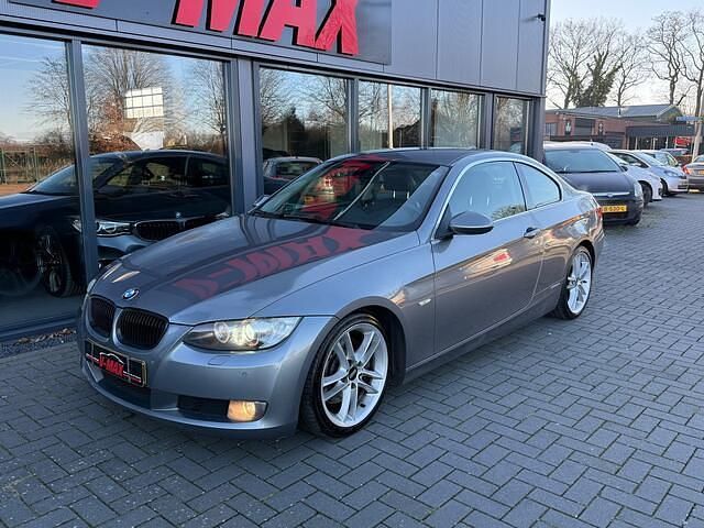Occasion BMW 325 218 PK (160 kW) 2006 Grijs Coupé