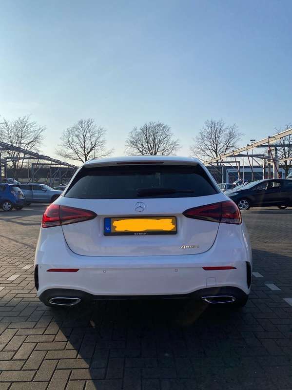 Wit Gebruikt 2019 Mercedes A200 Premium Plus Sedan | € 17.500 (Super prijs) - Afbeelding 1/4