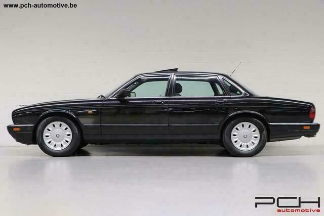 Occasion Jaguar XJ Executive 211 PK (155 kW) 1997 Zwart Sedan