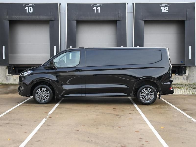Occasion Ford Transit Custom Limited 2024 Zwart Van