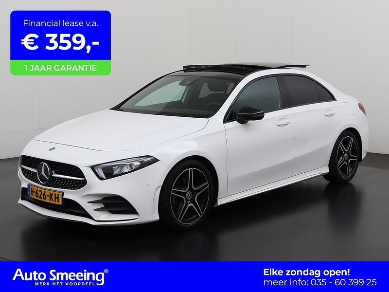 Wit Gebruikt 2020 Mercedes A200 AMG Sedan | € 26.895 (Eerlijke prijs) - Afbeelding 1/4