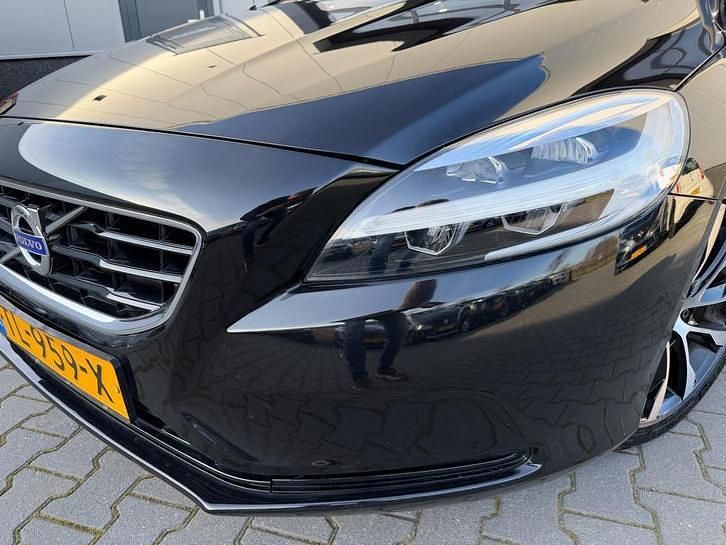 Occasion Volvo V40 Dynamic 152 PK (111 kW) 2018