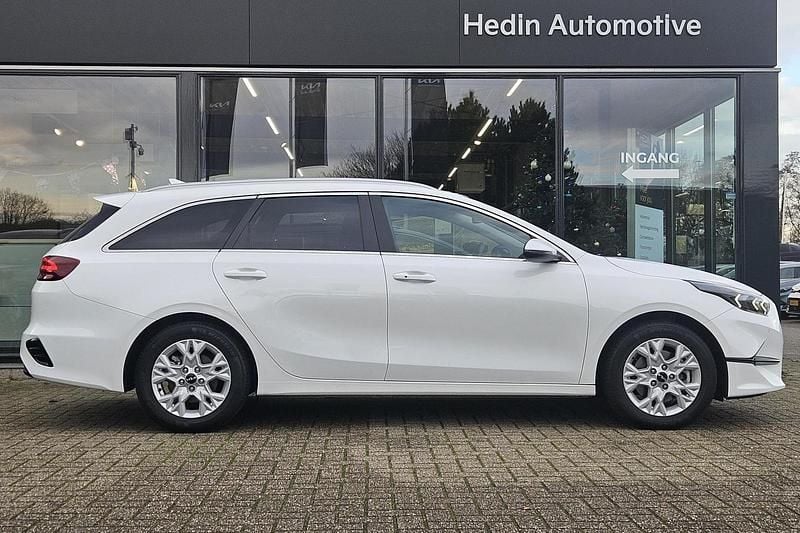 Occasion Kia Ceed 2024 Wit Hatchback