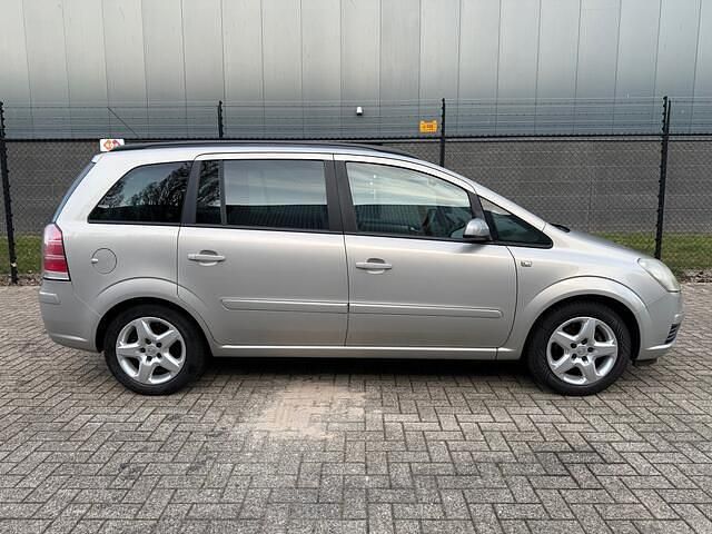 Occasion Opel Zafira Enjoy 140 PK (102 kW) 2007 Grijs MPV