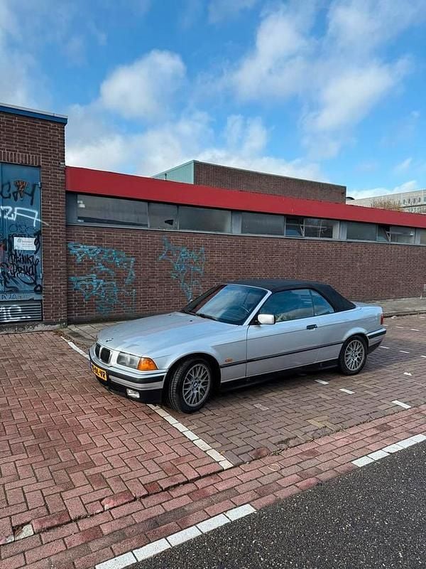 Gebruikt 1999 BMW 318 Cabriolet | € 6.900 (Eerlijke prijs) - Afbeelding 1/4