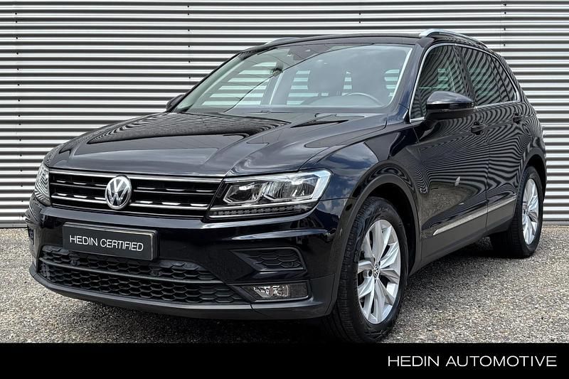 Zwart Gebruikt 2017 VW Tiguan Comfortline SUV | € 19.945 (Eerlijke prijs) - Afbeelding 1/4
