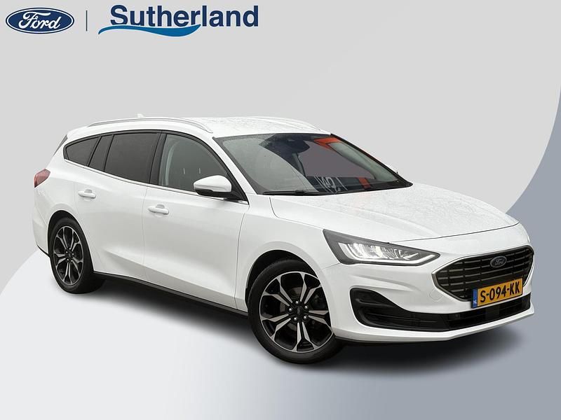Wit Gebruikt 2023 Ford Focus Titanium Stationwagen | € 19.450 (Eerlijke prijs) - Afbeelding 1/4
