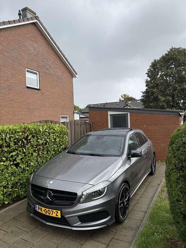 Grijs Gebruikt 2014 Mercedes 250 Prestige Stationwagen | € 13.999 (Super prijs) - Afbeelding 1/4