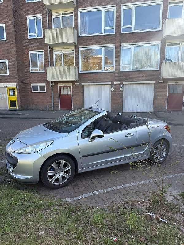 Zilver Gebruikt 2008 Peugeot 207 Cabriolet | € 2.750 (Eerlijke prijs) - Afbeelding 1/4