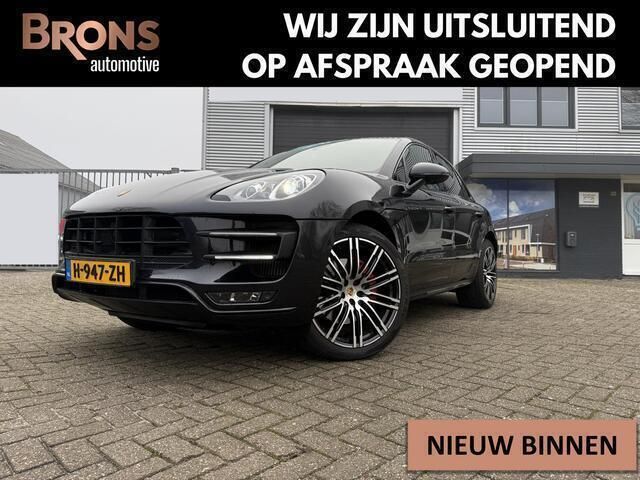 Zwart Gebruikt 2015 Porsche Macan Turbo SUV | € 34.890 (Eerlijke prijs) - Afbeelding 1/4