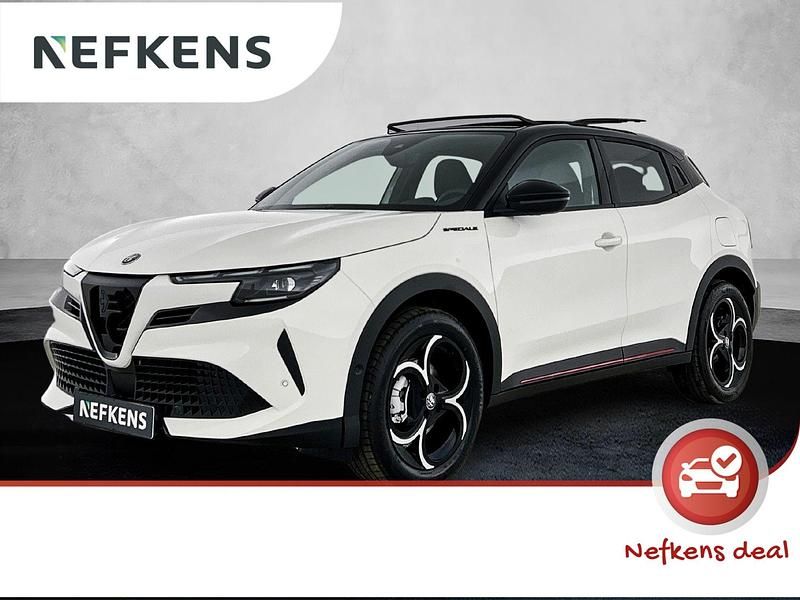 Wit Occasion 2025 Alfa Romeo GT Junior Edizione Speciale SUV | € 34.925 (Eerlijke prijs) - Afbeelding 1/4