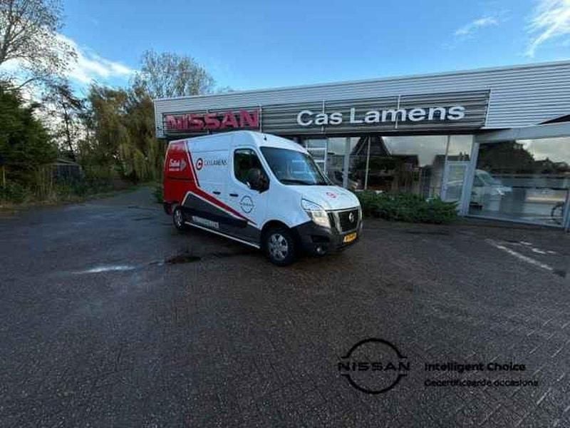 Pure white Gebruikt 2024 Nissan Interstar N-Connecta Van | € 26.950 (Super prijs) - Afbeelding 1/4
