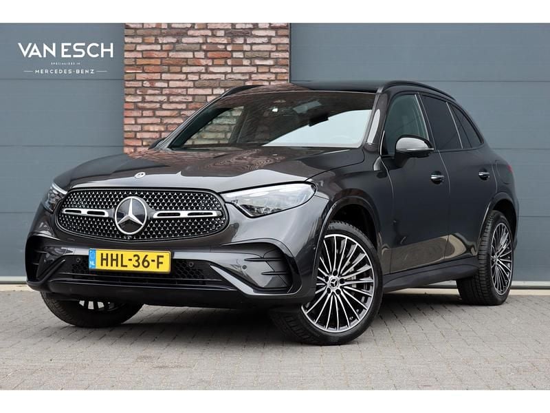 Occasion Mercedes GLC300 AMG line 313 PK (230 kW) 2024 Grijs SUV