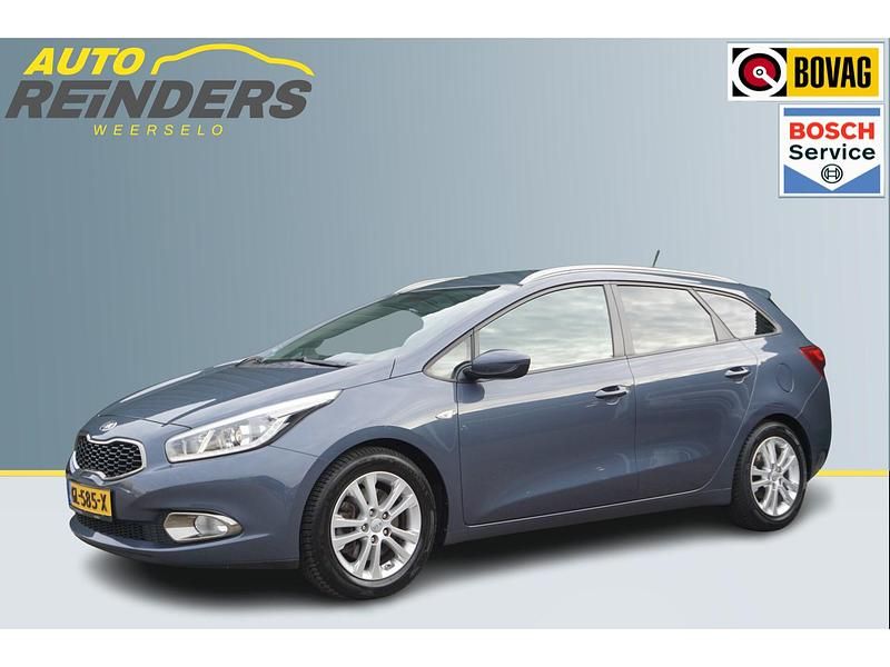 Blauw Gebruikt 2015 Kia Ceed Comfort Hatchback | € 8.750 (Eerlijke prijs) - Afbeelding 1/4