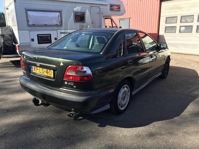 Occasion Volvo S40 Comfort 105 PK (77 kW) 1997 Groen Sedan