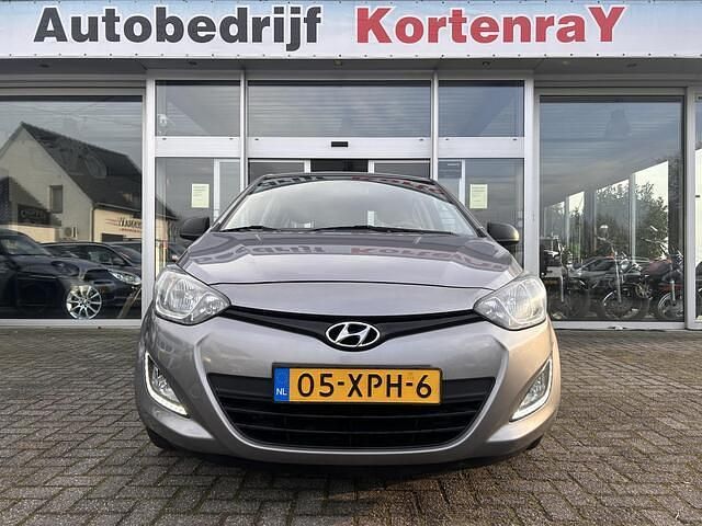 Occasion Hyundai i20 Edition 86 PK (63 kW) 2012 Grijs Hatchback
