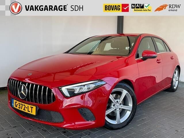 Occasion Mercedes A160 Business 109 PK (80 kW) 2019 Rood Hatchback
