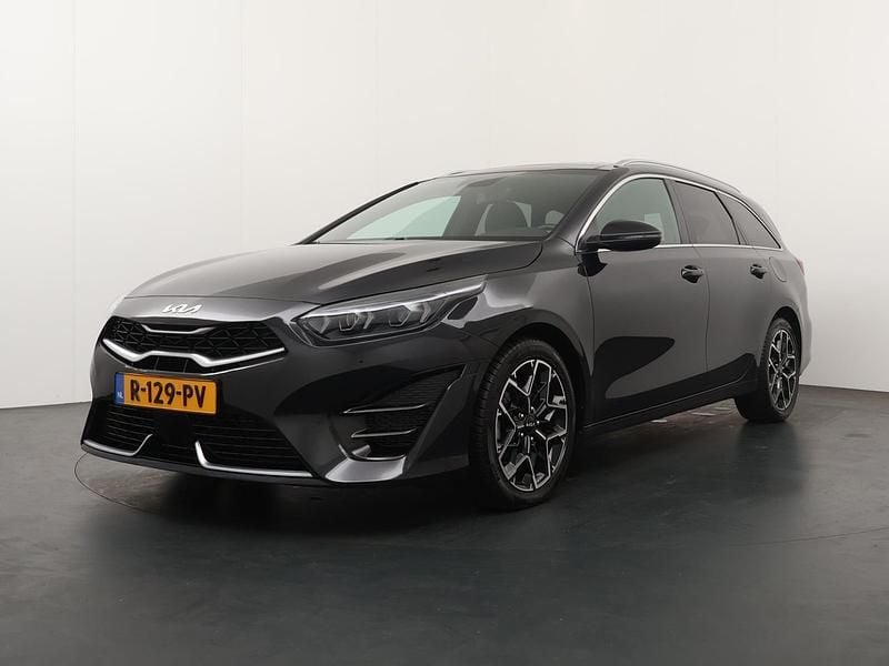 Zwart Gebruikt 2022 Kia Ceed Sportswagon 2 Stationwagen | € 22.950 (Eerlijke prijs) - Afbeelding 1/4