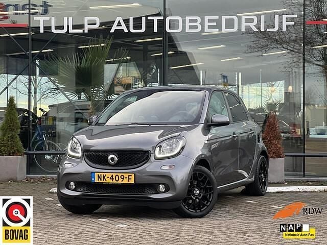 Grijs Gebruikt 2017 Smart ForFour Passion Hatchback | € 11.490 (Eerlijke prijs) - Afbeelding 1/4