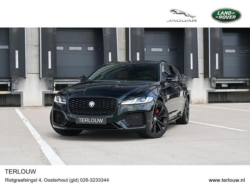 Occasion Jaguar XF Sportbrake R-Dynamic 300 PK (220 kW) 2024 British racing green (donker groen metallic)bruin Stationwagen