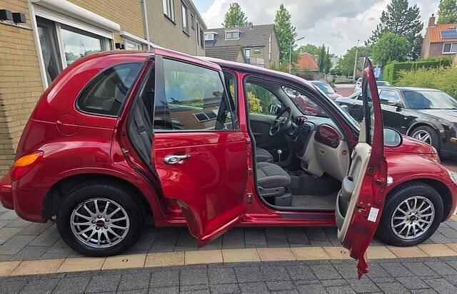 Occasion Chrysler PT Cruiser 141 PK (103 kW) 2002 Rood Hatchback