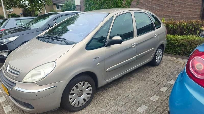 Beige Gebruikt 2006 Citroën Xsara Picasso MPV | € 500 (Super prijs) - Afbeelding 1/4