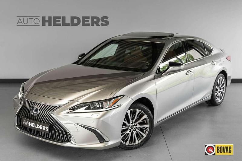 Grijs Gebruikt 2021 Lexus ES300 Luxury Line Sedan | € 36.950 - Afbeelding 1/4