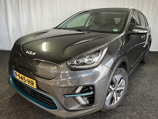 Grijs Occasion 2021 Kia e-Niro SUV | € 17.245 (Super prijs) - Afbeelding 1/4