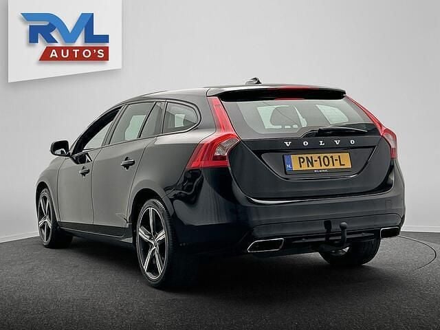 Occasion Volvo V60 Dynamic 153 PK (112 kW) 2017 Zwart Stationwagen