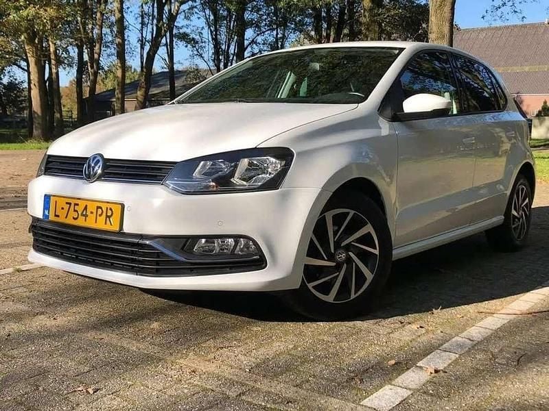 Wit Gebruikt 2017 VW Polo Comfortline Hatchback | € 8.950 (Super prijs) - Afbeelding 1/4