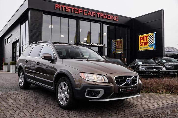 Bruin Occasion 2012 Volvo XC70 Stationwagen | € 20.950 (Eerlijke prijs) - Afbeelding 1/4
