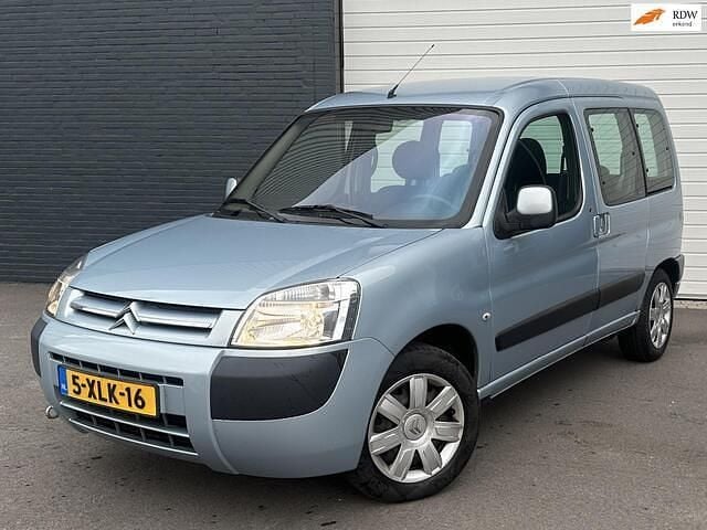 Grijs Gebruikt 2008 Citroën Berlingo Attraction MPV | € 3.250 (Super prijs) - Afbeelding 1/4
