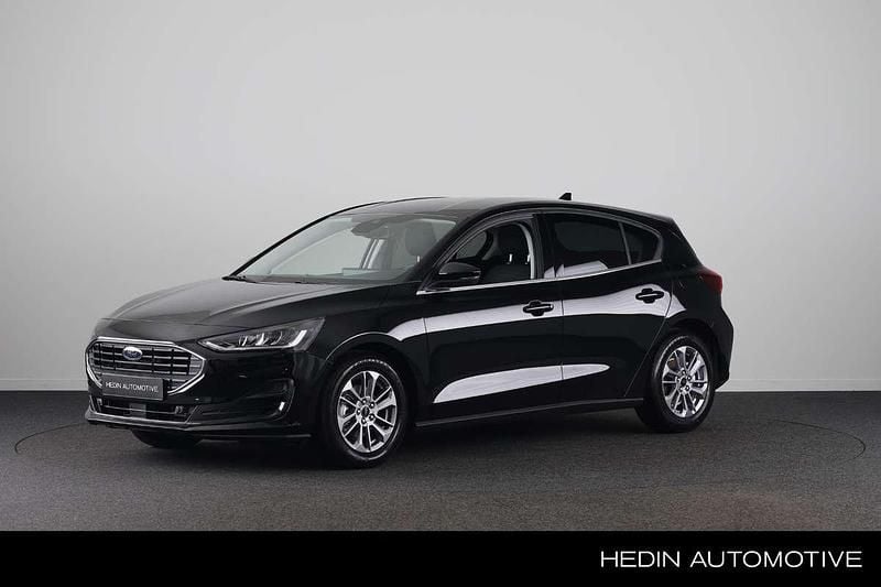 Nieuw Ford Focus Titanium 125 PK (91 kW) 2025 Hatchback