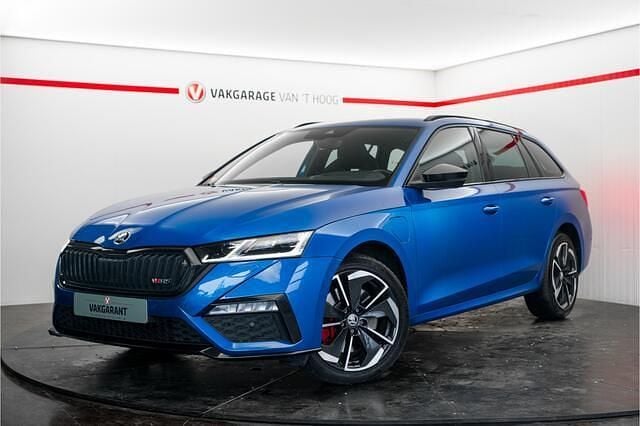 Blauw Occasion 2022 Skoda Octavia RS | € 27.944 (Eerlijke prijs) - Afbeelding 1/4