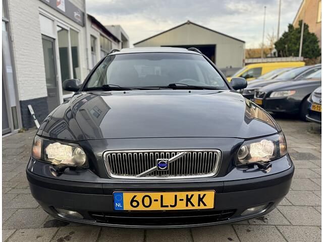 Occasion Volvo V70 210 PK (154 kW) 2003 Grijs (metallic) Stationwagen