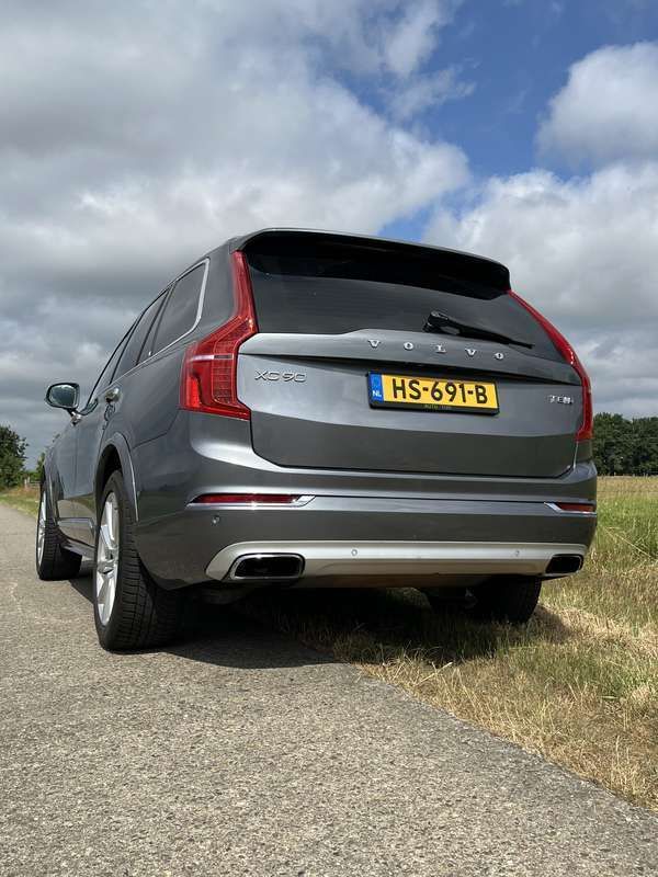 Grijs Gebruikt 2015 Volvo XC90 SUV | € 23.950 (Duur) - Afbeelding 1/4