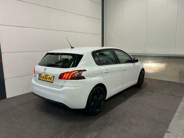 Occasion Peugeot 308 131 PK (96 kW) 2021 Wit Hatchback