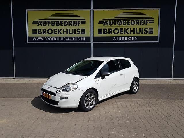 Wit Gebruikt 2014 Fiat Punto Evo Young Hatchback | € 2.250 (Super prijs) - Afbeelding 1/4