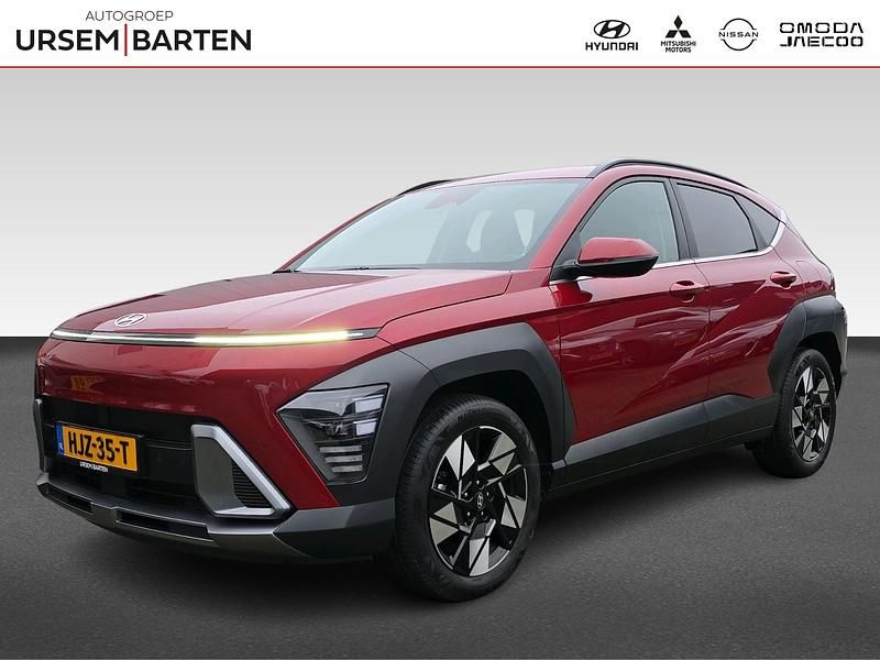 Rood Occasion 2025 Hyundai Kona Comfort SUV | € 31.730 (Eerlijke prijs) - Afbeelding 1/4