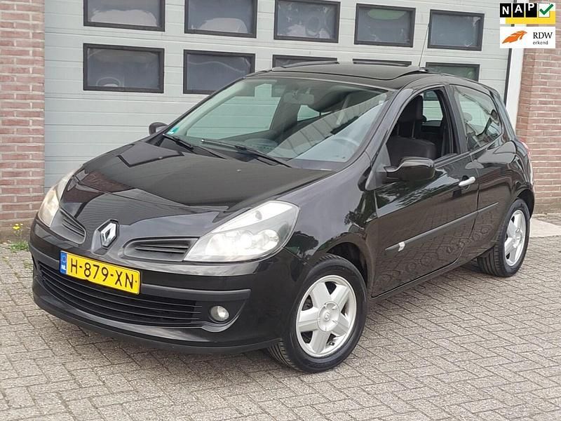 Occasion Renault Clio II Expression 2006 Zwart Hatchback